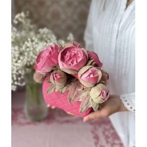 Сумочка с пионами. Кира Ковальская