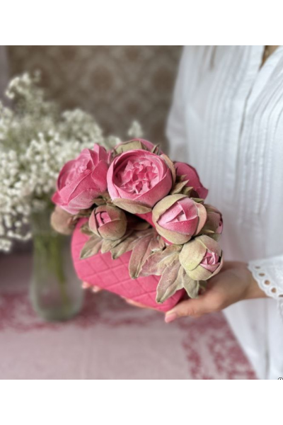 Сумочка с пионами. Кира Ковальская