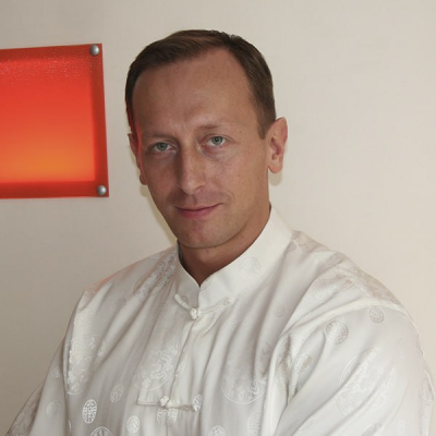  Восточно-оздоровительный массаж ног. Александр Ермолаев