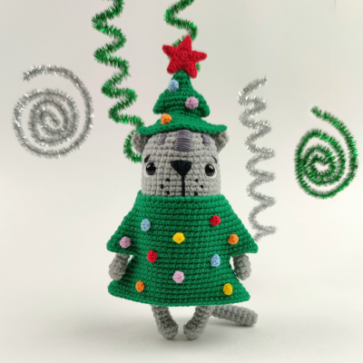 Котик в костюме елки. Анжела Феклина