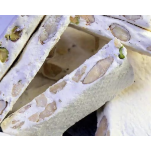 Домашняя нуга с медом и орехами. Елена Крохмаль, pastry-school Домашняя нуга с медом и орехами. Елена Крохмаль, pastry-school