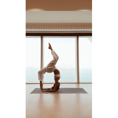 Нежные тренировки по йоге от Лизы Мэй