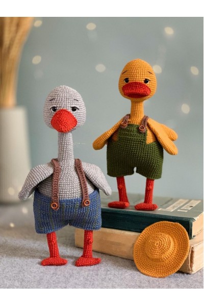 Гусь Ганс и утёнок Густав/ Ольга Новикова