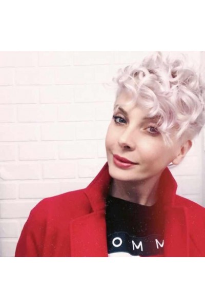 Миофейс. Юлиса Фамина