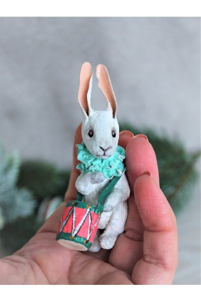 Зайка с барабаном. Татьяна Броницкая