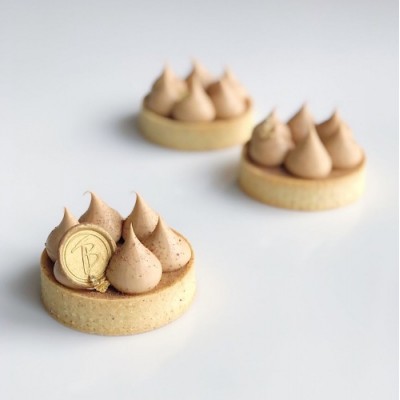 Видео урок и техкарта "Карамельно Ореховый тарт". Александра Овешкова Cake Pro